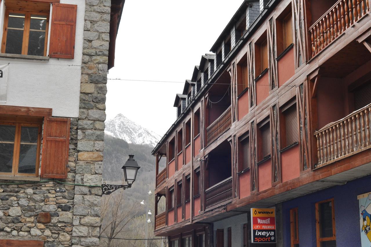 Apartmán Up Benasque Flor De Nieve Exteriér fotografie